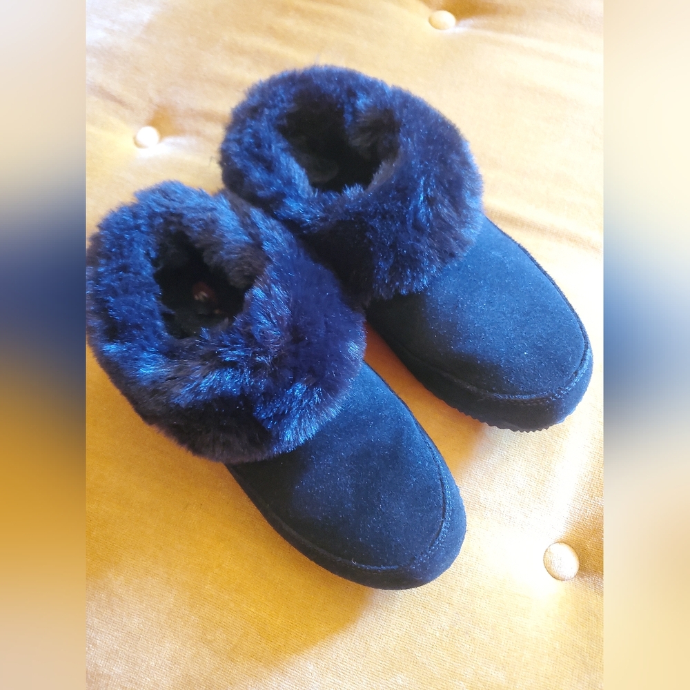 Sorel Black Fuzzy Slippers Women's 8